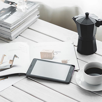 6日凌晨欧冠联赛第四轮又有好戏，重回正轨的曼城能否反制大黄蜂